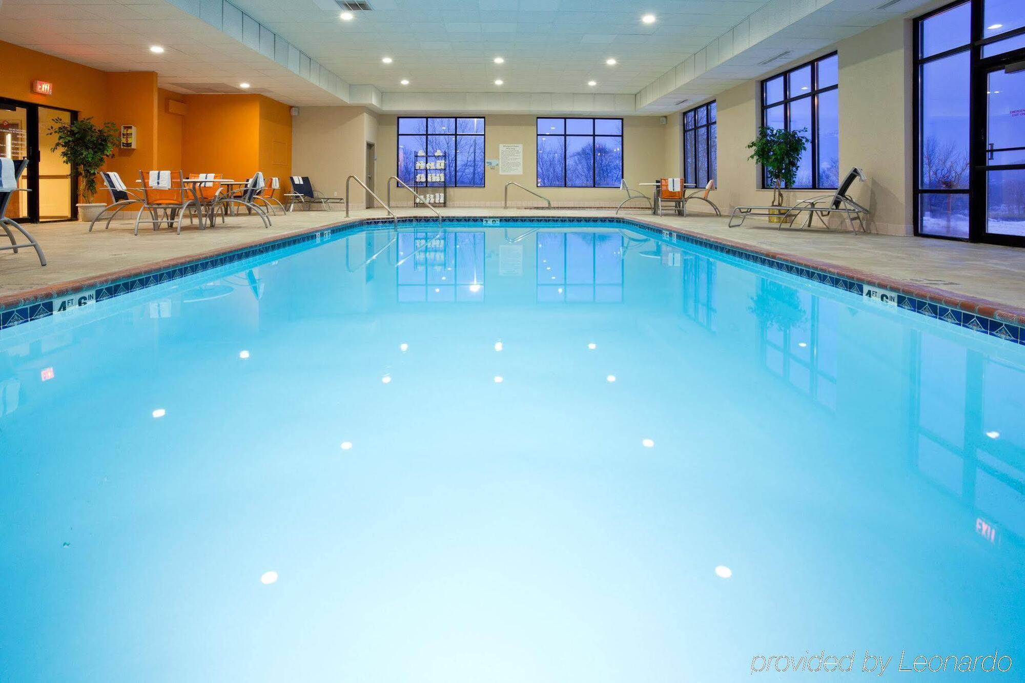 Spark By Hilton La Crosse Onalaska Экстерьер фото